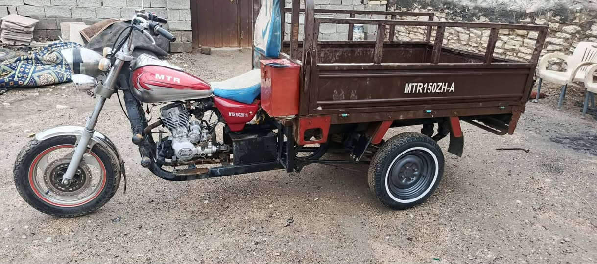 ستوته للبيع أوراق اصولي موديل 19 مكينه 23
كهربايات كله شغاله شاصي مكفول من الحيم 
بدي نضيف ستوته جاهزه تايرات جوبلس 
ستوته نضيفه السعر مليون و 250 

***********
