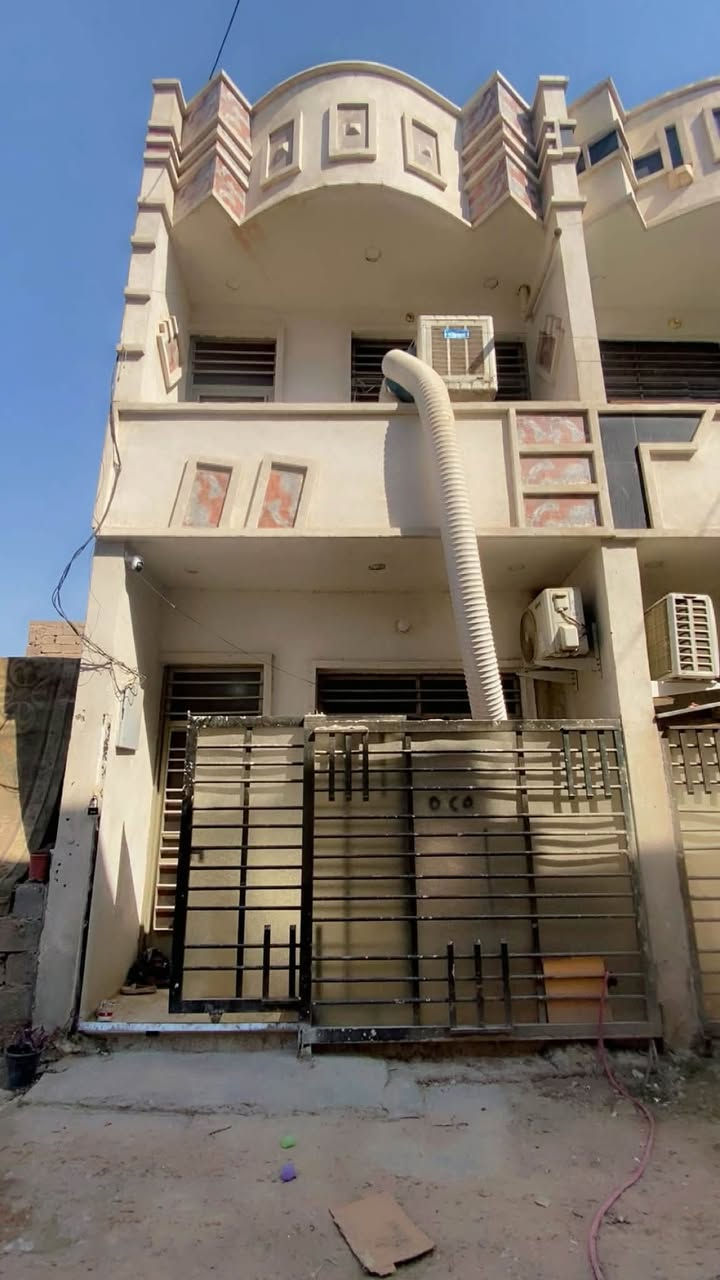 � للبيع بيت – البياع / الدوانم
📍 الموقع: البياع – الدوانم، خلف شارع جامع ملك القدوس.

📐 المساحة: 50 متر
🏠 عدد الطوابق: طابقان
🛏️ غرف النوم: غرفتان
🏗️ سنة البناء: 2023
📄 السند: 25
ملاحظة 
البيت بي سبلت عدد 2
📞 للاستفسار والمعاينة
رقم صاحب الدار 🏠 ***********
