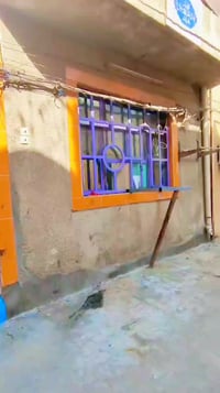 شقه لايجار350 باب شرقي.ب الكم خلف.  تانكي طلاب عاىله صغيره موظف متقاعد...