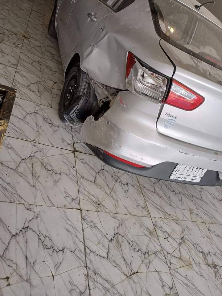 سمكره وصبغ الابداع
سرعه وإخلاص بلعمل ابدق الفن والاجهزه الحديثه
باداره سيد سيف شبر الحسيني 
***********
