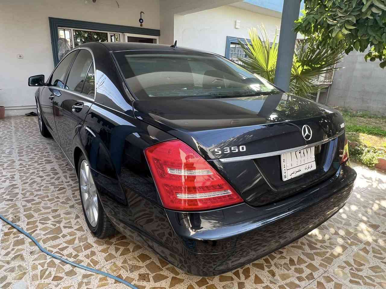 ﷽

السلام عليكم 
S_Class 
موديل 2008. 350s
العداد : 143 الف كم 
لون السيارة : نيلي 

السيارة وارد خليجي… فقط بي قطعتين كلير 
جديدة جدا 

مواصفات 
الكاميرا الخلفية .سقف بانورامي .التحكم على المنحدرات .
تدفئة المقاعد .تبريد المقاعد .فتحة السقف .بصمة .مراقبة نقطة العميا . التحكم التلقائي في درجة الحرارة . أبواب وصندوق شفط . لايتات زينون . خمسة برادات كهربائية .باب طويل فول موصفات .
حساسات امامي خلفي .  12 ايرباك  .ستيرن كهرباء 
سستم صوت هارمن كاردن . 

بشرط 
السيارة مرقم كركوك كامل قرار 48

السعر 150$ بي مجال 
رقم ***********
