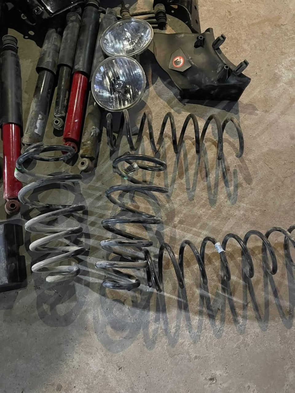 للبيع شلع بغداد شارع فلسطين
***********
