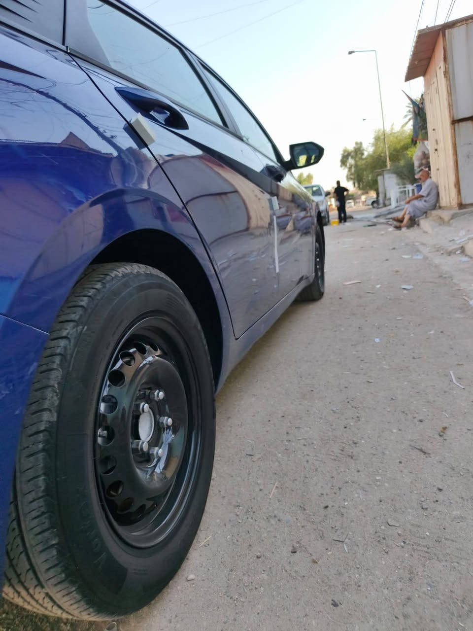 سلام عليكم النترا مديل 21 رقم بغداد بسمي كير محرك تبريد كله مكفول صدر امامي البارحه شديته كله جديد/ جامه ويلات هم جدد شديتهن سياره مصروف عليها هواي وجهازه كبل لشارع حادثها جاملغ فقط بدون دواخل بيها كم بارد بصيطات عنواني بغداد سعر 135 / هاتف ***********
