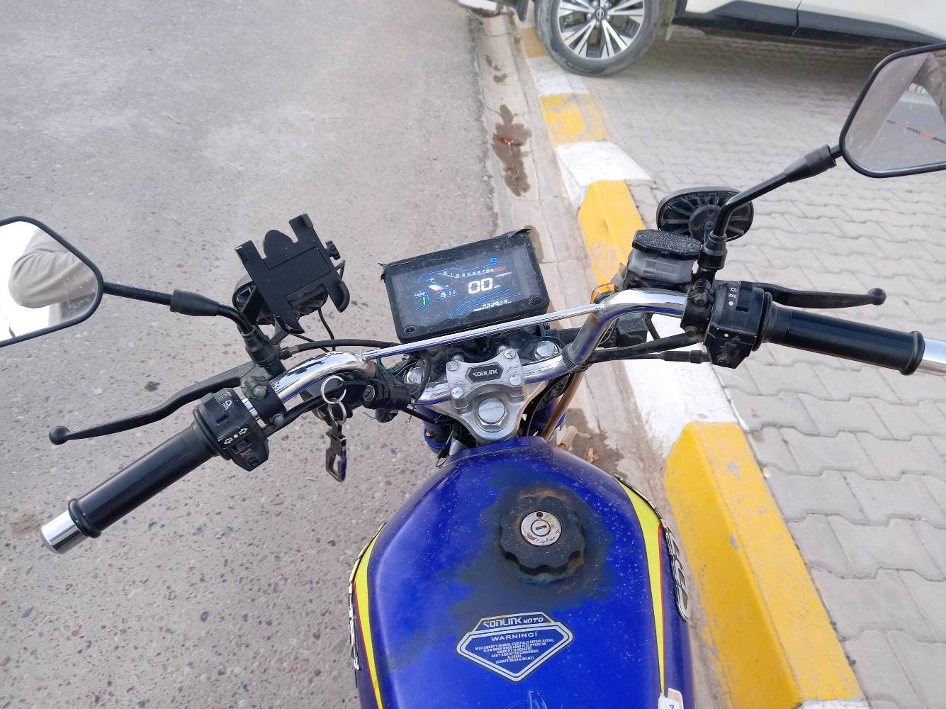 موطور إيراني سيفان ٢٠٢٤ نظيف بلادي كلشيء ما ناقصه محرك ما مفتوح مكينة ناعمة السعر ٦٠٠ الف دينار قفل قفل