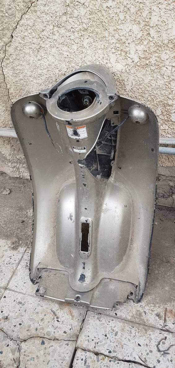 مكينة 60 شغالة كاملة جيب وشد فيشة بفيشة وياها كفر امامي وكابريتر 2 وفاكيوم ودبة دهن وشوتة وملف سوادات كلجات صالنصة كاملة كلهن 50 الف بغداد السيدية ***********
