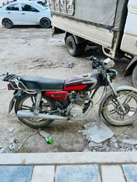 مكلف بنشر السعر 250 07731792159 تصال ع صاحب الدراجة