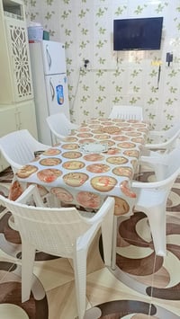 كراسي • أصليات • شبه جديد