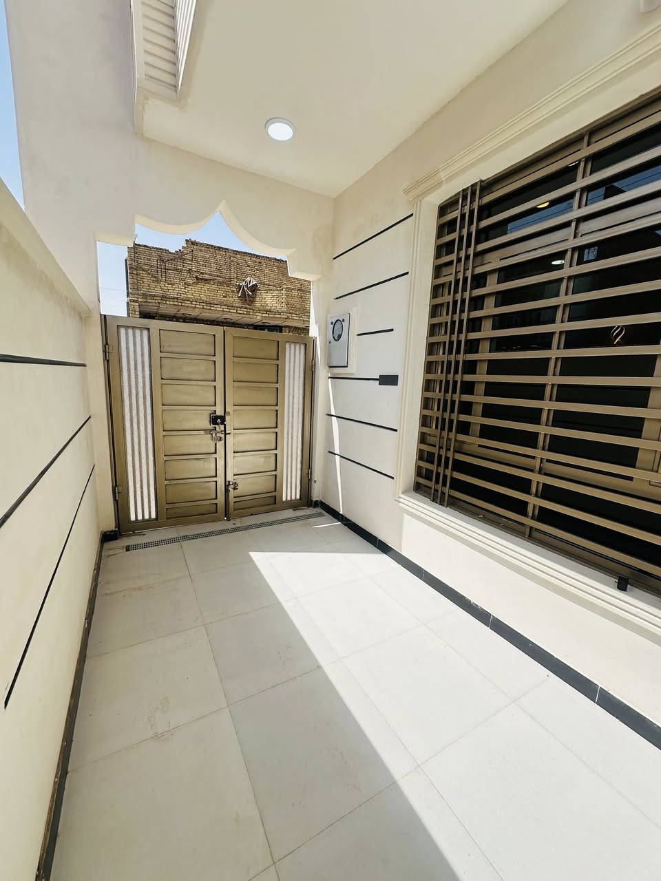 اللهم صل ع محمد وال محمد
السلام عليكم مشتمل للبيع جاهز للسكن بناء حديث شغل فول مواصفات مساحته 112متر طابق واحد في ميسان 
الشيشان للاستفسار والتواصل ع الرقم ***********
