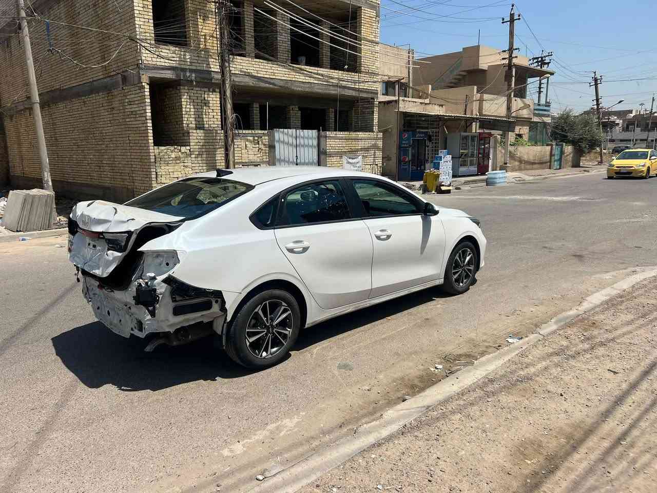 كيا فورتي 2024وارد امريكي نص فول ع حادثها دخال جديد محرك 2000دوش ماشيا 14الف بدون ايرباك حره مكان سياره بغداد رادارات اشاره بالمري كامره دواره اي ستفسار تصال بالرقم ***********السعر 120
