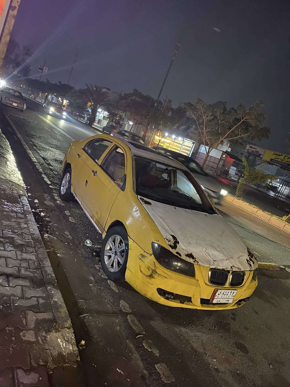 سيارة اليفان للبيع رقم بغداد الماني سياره سنويتها ضايعه بيها كتاب فقدان صاحبها ماندله اندل وكيل اول وكيل اول بكركوك كير ومحرك كورلا اوتماتيك انطيك شرط وكيل اول الباقي كله كدام عينك السعر ٢٠وبيها مجال بسيط مكان سياره كركوك الرقم ***********وتساب
