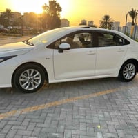 للبيع كورلا HEV موديل 2025 مكفوله كفاله عامه من البارد ول صبغ ول تبديل...