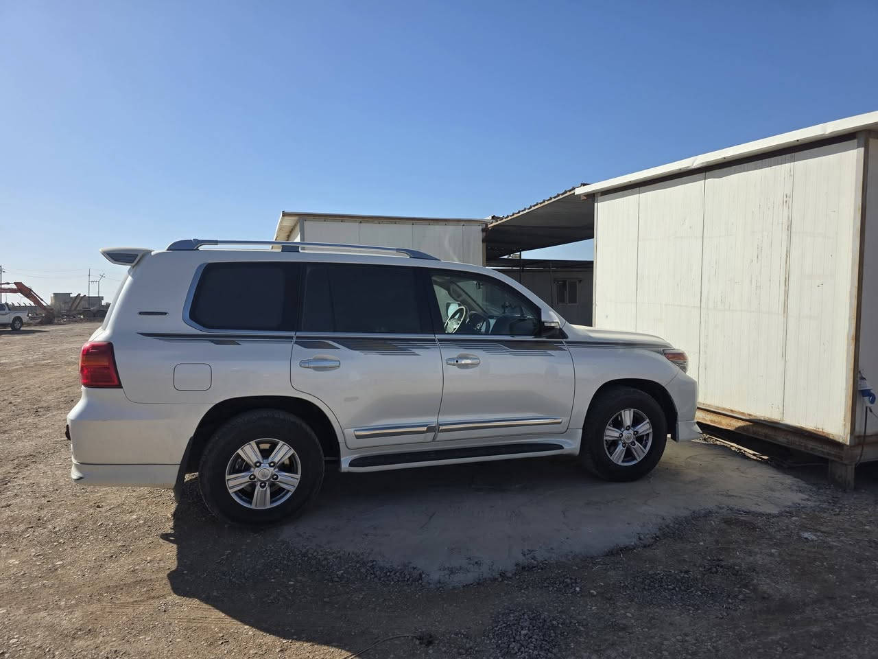 GXR 2014
V6 مكفولة كفالة عامة صبغ وضربة وبيها سونار 
سعرها 3.60$ وبيع مال مستعجل
وارخص 2014 مكفول بالسوك 
عندي بناء ومستعجل الله شاهد
*********** مفتوح وبي واتساب
