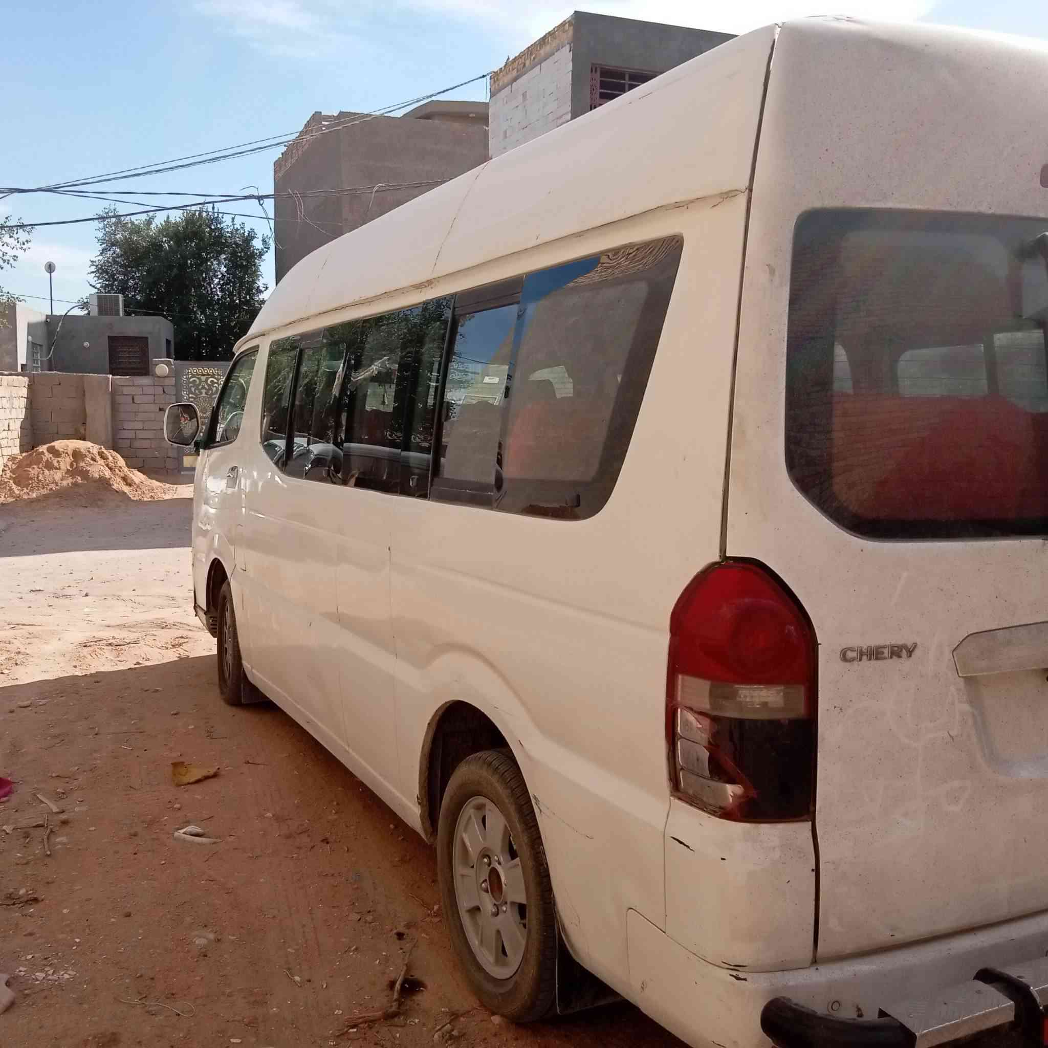 كيه شيري موديل 2013ابيع موصلي ما اندل راعيه مكينه بيه ستارس كايمه سياره السياره شويه تعبان مو مثل الصوره صور قديمه هاي السعر 40او بيه مجال بسيط 
***********
