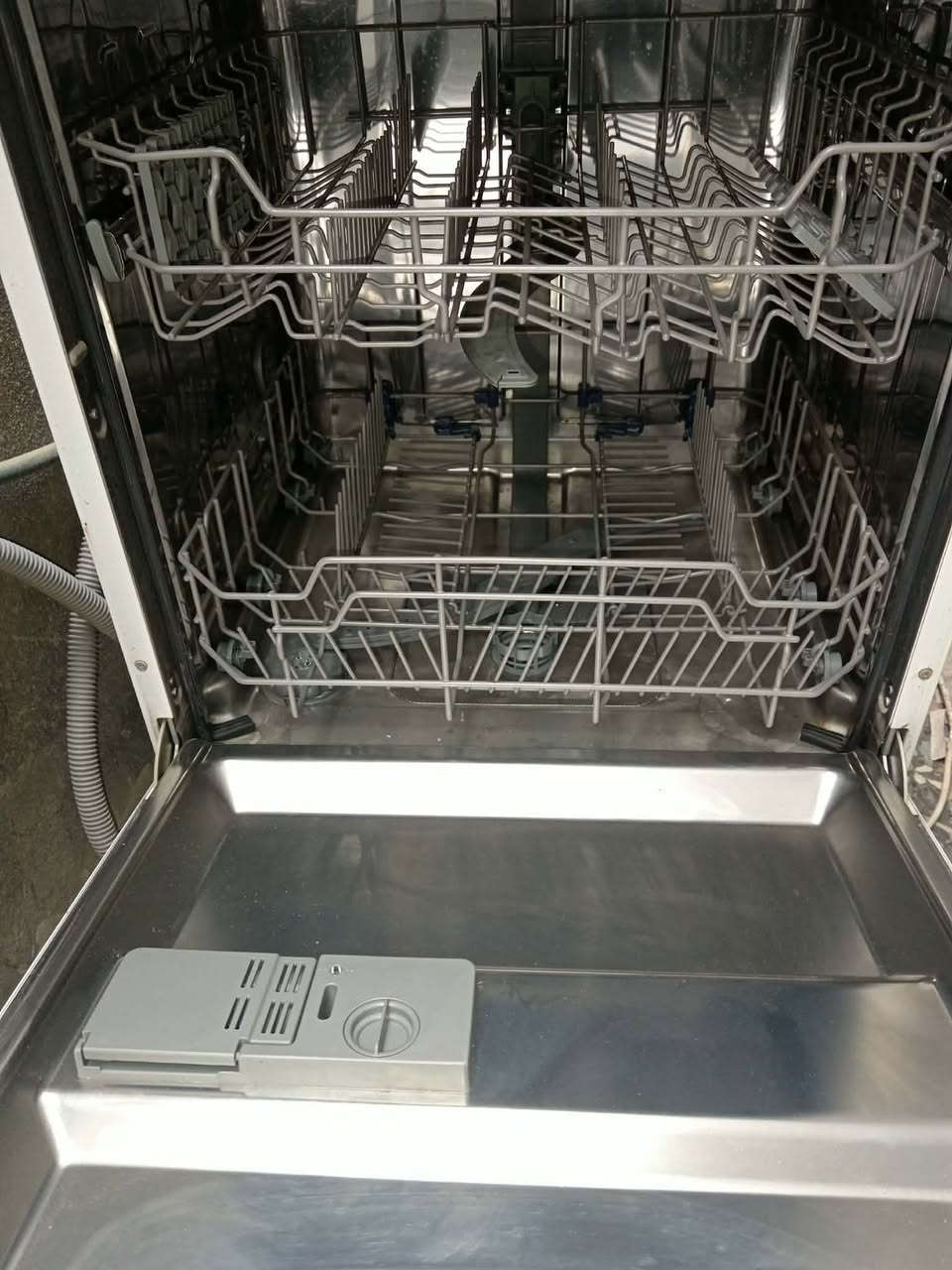 غساله صحون نظيفه ع الفحص 200 وبيهه مجال مكان شقق بسمايه


**إذا كنت صاحب هذا الإعلان وتريد حذفه لأي سبب، رجاءا أرسل رسالة إلى الدعم الفني**