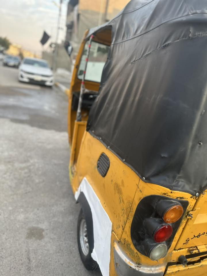 سلام عليكم تكتك بيجاو للبيع موديل ٢٠١٨ اوراقهه اصليه جاهزه للترقيم مكاني بغداد التكتك شغاله السعر ٩٠٠ للاستفسار ***********
