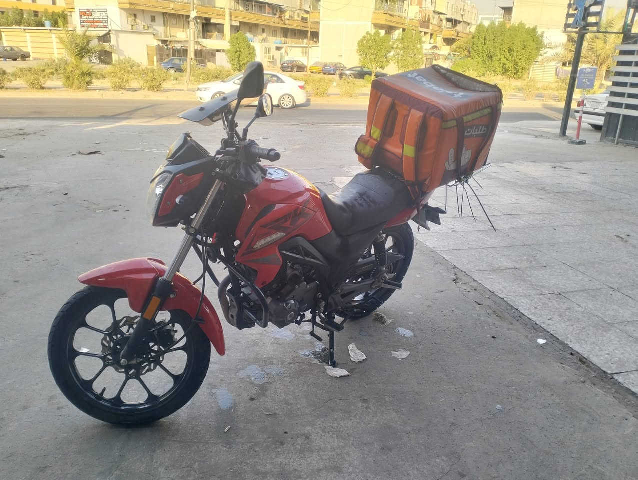 سلام عليكم دراجه نوع RK200 موديل 24 نظيفه وعلى ايدي مداريه ماشيه 27 الف سيلمه من الحادث الدراجه عمليه ورقم اربيل وسليمه من ناحيت كلشي السعر مليونين وميتين وبيه مجال للشراي
*********** بي واتساب متوفر بكل الوقت
