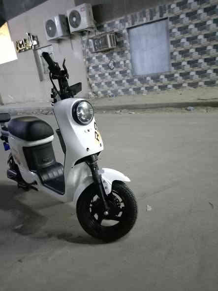 السلام عليكم دراجه R9 ريان موديل 2025 فول مواصفات بصمتين سويجين بطاريات ولا وحده هابطه الدراجه خير من الله شلعه ومعدل ونضام الرجوع للخلف السعر 510  مكاني ناصريه حي اور لاستفسار *********** او خاص
