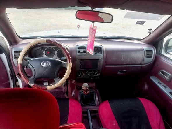 سلام عليكم سياره كريت ول للبيع موديل 2013 رقم نكليزي للاستفسار تواصل وياي ع رقم ***********
