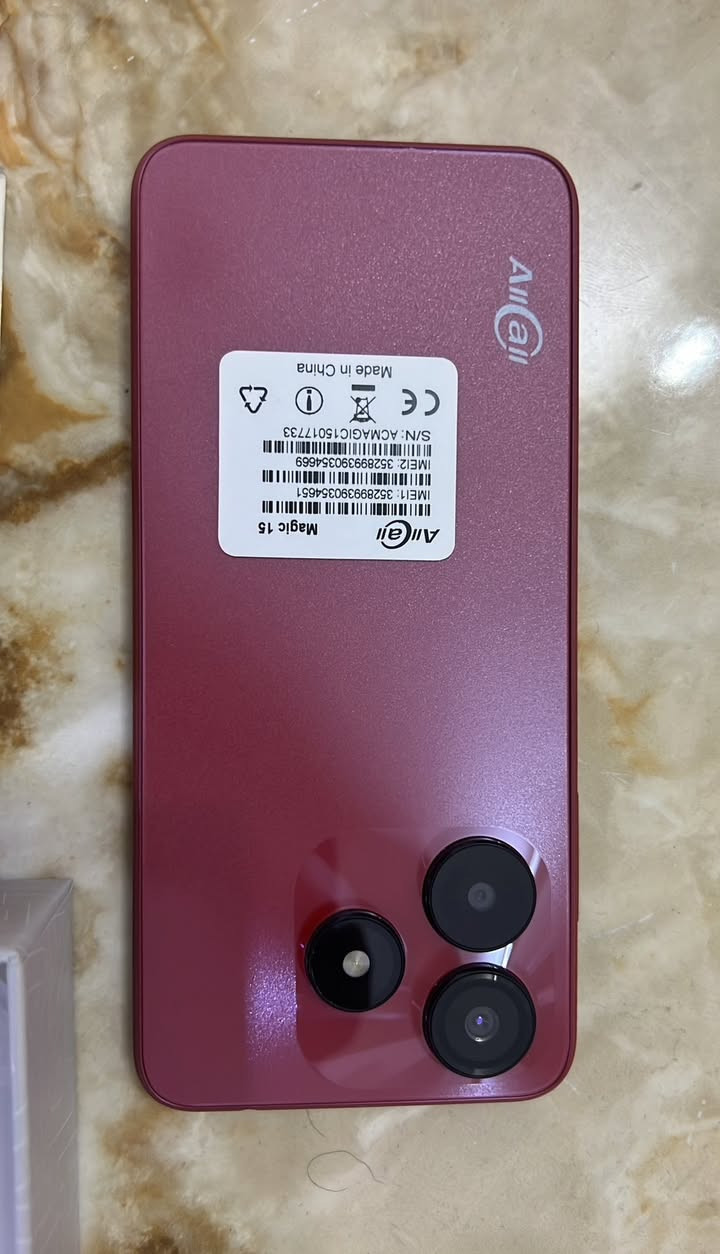 للبيع هاتف Magic i5 جديد
✅ شاشة 6.6 إنج HD+
✅ بطارية 5000mAh تدوم لفترة طويلة
✅ كاميرا خلفية 13MP
✅ يدعم شريحتين واتصالات 4G
✅ مع الشاحن الأصلي والكفر داخل العلبة
✅ اللون: أحمر خمر واللون الحبري 
مع كامل ملحقات السعر 150 بي مجال مكاني سيديه 
***********
