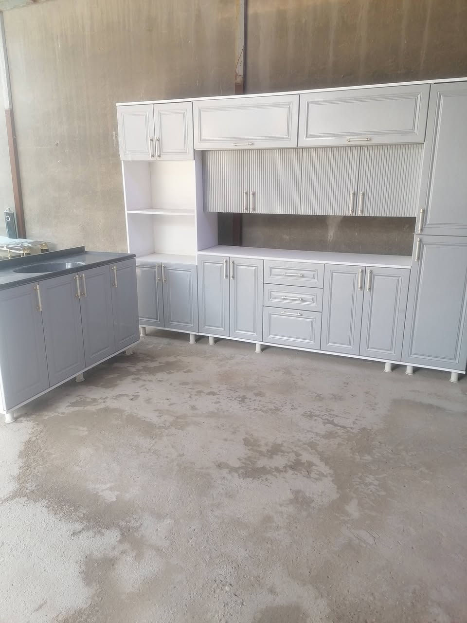 كاونترات اجدي اف تركي جديد ٣ متر مع سنكي متر ونص عنوان بابل الحمزة الغربي الجمعيه بصف ازياء منتظر موسى للاستفسار *********** واتساب أو مراسلات الصفحه يوجد توصيل
