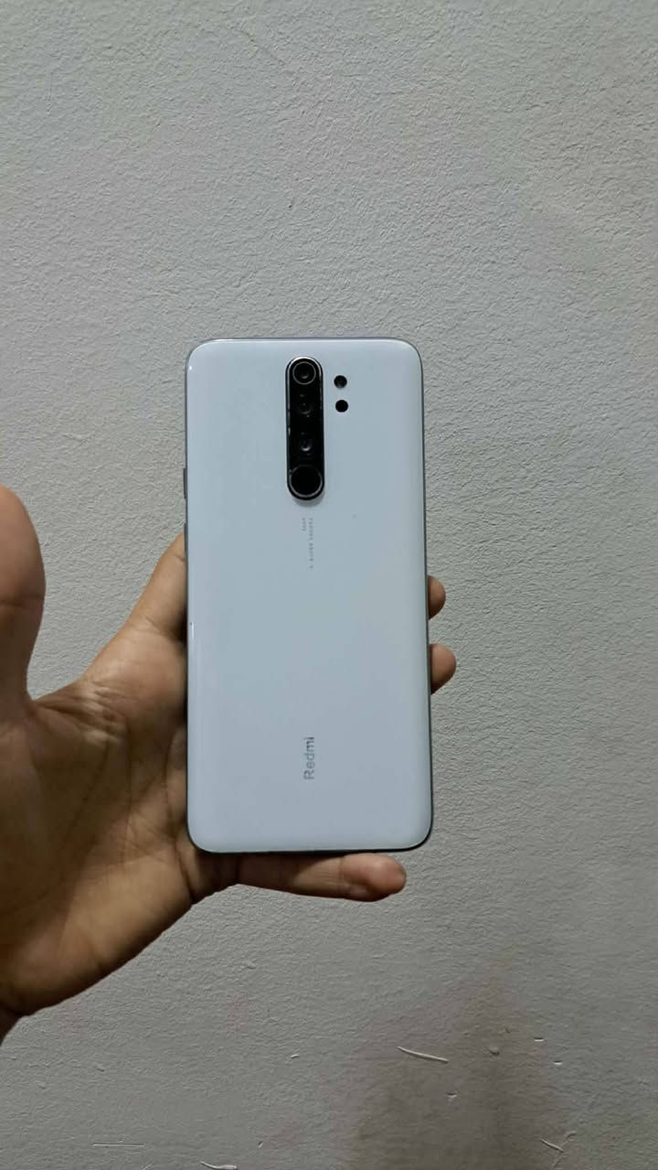 سعر 100 الف
ريدمي نوت 8 برو 
نظافة 100% 
ذاكرة 128 كيكا رام 8
معالج سناب دراكون يدعم 60 فريم 
كله شغال . عيبة دكمة تعلي مابي


**إذا كنت صاحب هذا الإعلان وتريد حذفه لأي سبب، رجاءا أرسل رسالة إلى الدعم الفني**
