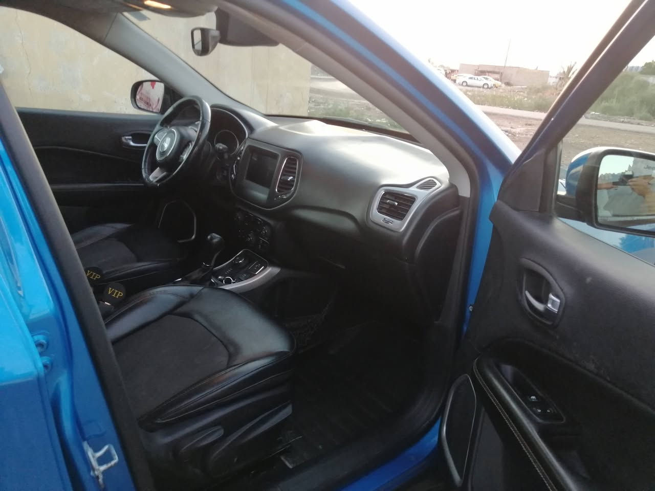 السلام عليكم جيب كومباس للبيع 2018 التفاصيل ***********
