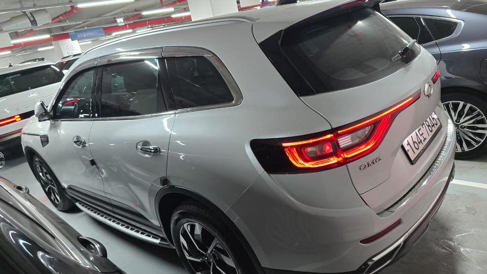 السلام عليكم
السيارة للبيع QM6 سامسونج غاز فقط 
بعد 3 اسابيع وتوصل للبصرة
تدخل لمن لديه كتاب شهداء 
بيها قطعتين صبغ فقط باب وجاملغ خلفي
واصل للبصرة ب128 
***********
