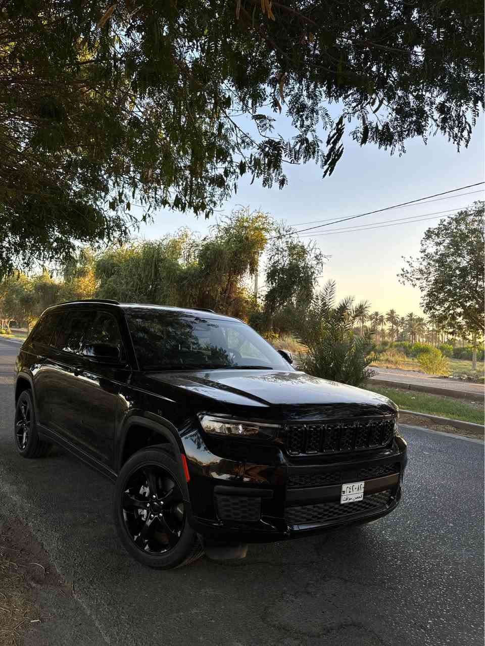 ‏ jeep Grand Cherokee Laredo L Black Top 2023
.
المواصفات الأساسية:
 • الموديل: Jeep Grand Cherokee
 • الفئة: Laredo Black Top بلاك توب
 • السنة: 2023
 • المحرك: V6 سعة 3.6 لتر ‎ 
*
*ماشيه 21 فقط 
*حره بدون رقم بأسمي منفيست
 *7 راكب VIP منفصل
*شفتات سرعه
 *جنطه كهرباء
*رادارات مانع تصادم 
*اوتو ستوب خروج عن المسار 
*تشغيل عن بعد 
*تدفئه  مقاعد امامي خلفي مع المقود 
*تبريد 3 قطع
*شاشه كبيره لمس 
‏‎* رادارات جانبيه خلفيه 
‏‎* تحذير الخروج عن المسار 
‏‎* تحذير النقطة عمياء  .
‏‎* نظام تحذير عند التقاطعات.  
‏‎* المصابيح الأمامية LED.
‏‎* كشافات الضباب LED. 
‏‎* دخول ذكي. 
‏‎* بصمة  للدخول الذكي. 
‏‎* حساسات خلفية. 
مكاني بابل تفاصيل اكثر متواجد خاص 
رقمي *********** حلة, بابل
