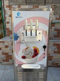 كنب جلد ايطالي • نظيفه • البصره