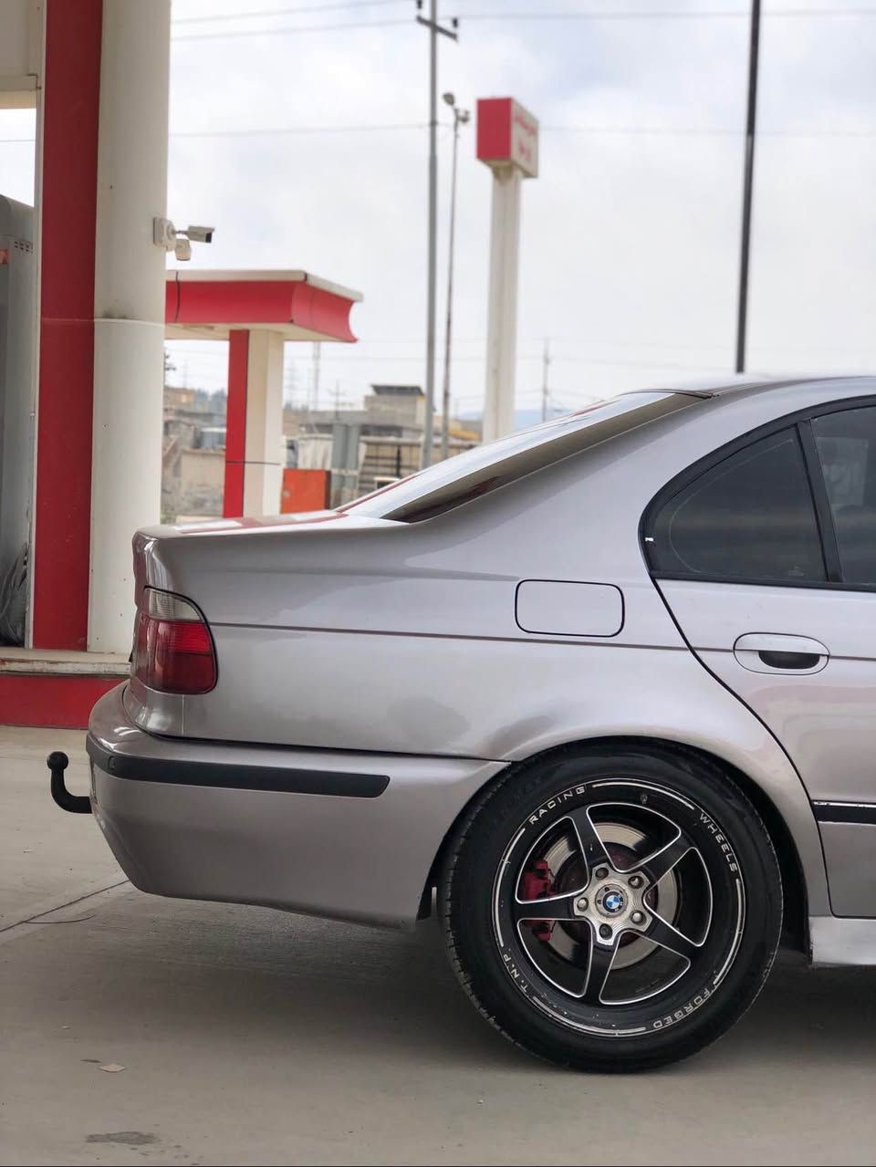 فرؤشتن و گورينه وه

بيئيم سه قه ر ٥٢٥ 

مۆدێل ٩٨ کامل کراوە بە ٢٠٠٣

فول مواصفات 

مه نه فيست ئه صلى ابرايم خه ليل

نموونه ى جوانيه 

گه نجانه يه 

سلايت شوشه 

ده عمى پيشM

ده عمى دوا M

عه ته رى M

لايتى M

تؤماتيك 

ده بل گير 

٤جام كاره با +ئؤتؤ

ته بريت سارد و گه رم له سه ر سويچ

ناو ره ساسى 

كوشن جلد 

كوشن هيته ر 

سوكان ڤؤليؤم

شاشه ئايپاد 

٤تايه و ويلى لؤكى بيلادى له ژيردايه 

 بى ده عم بي ليدراو 

بوياخ سه قف و حيزام به شه رت 

به شه رتى گير و مه كينه و ئه كسل و 

ته وره قه و مه نه فيست و هه موو شتى 

شوێن : زەڕایەن

***********
*********** ڤایبەر و واتساپ دار بنديهكان, السليمانية
