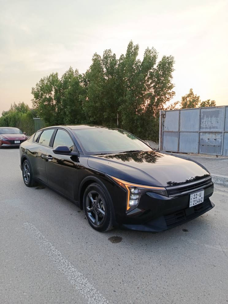 للبيع K4 موديل/ 2025/ دخول جديد 
ترقيم جديد اربيل بئسمي/ وارد امريكي 
حادث خفيف بدون تبديل ليبل واحد
بدون ايرباك بدون دواخل قبغ جنطه صبغ 
ونص جاملغ خلفي صبغ فقط والباقي مكفول شرط الفحص بجم ابلادي شركه 
السياره ماشيه مشي امريكى 9000 فقط 
حجر البيئه رادارات كله ابلادي 
السياره جاهزه وجديده اي نقص مابيه
سنويه اصدر جديد/  2031 
وياها بصمات+ سويج عدد 2  / 🔑🔑
-----------------------------------------------------
مواصفات نص فول/ محرك 2000 دوش
السعر 180 وبيه مجال قليل جدا 
هاتف متوفر وتساب ☎️ *********** / العنوان بغداد الكرخ 

 العنوان بغداد الكرخ 👉 بغداد, العراق
