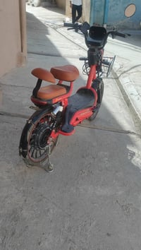 ماطور شحن للبيع حجم 20 وعدد البطاريات 5 للستفسار اتصل عل رقم 077211570...