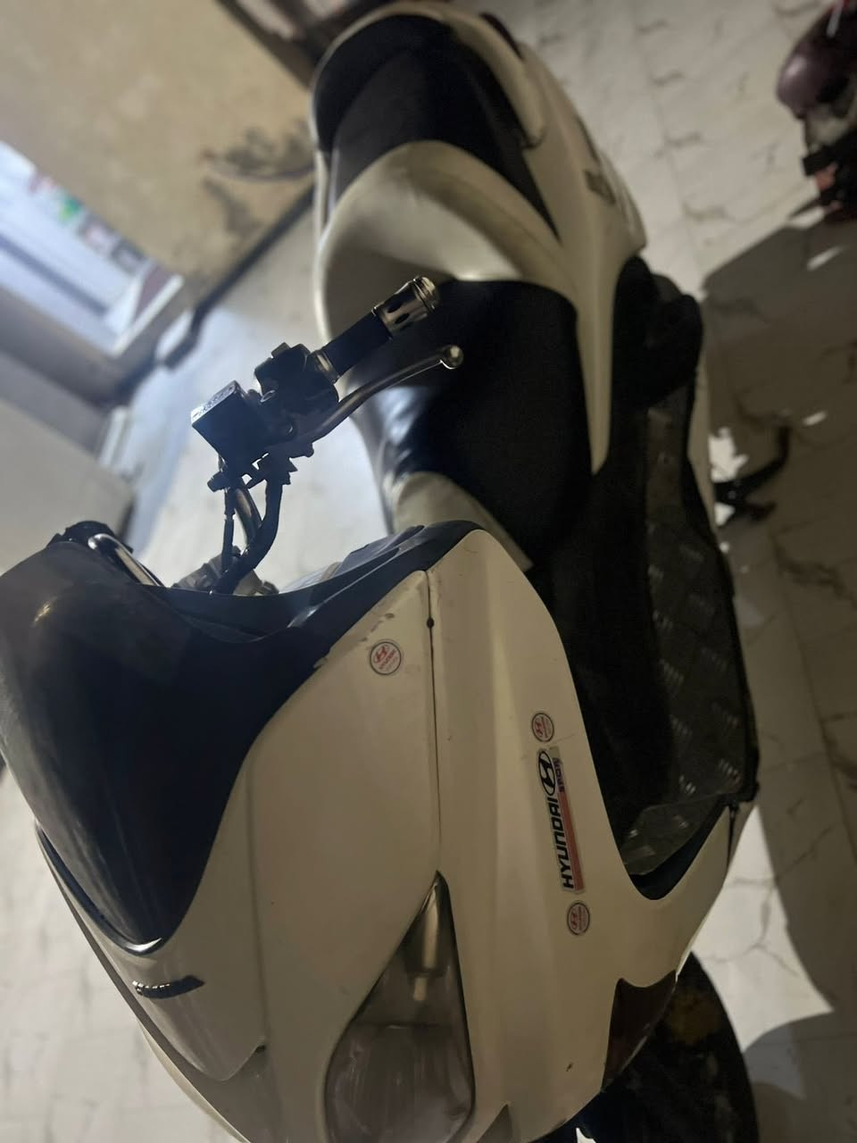 سلام عليكم فورزه 8/0 للبيع  ما مفتوحه ومال جناي سعر 400 وبيه مجال رقمي ‭0782 125 2975‬ وبي واتساب
