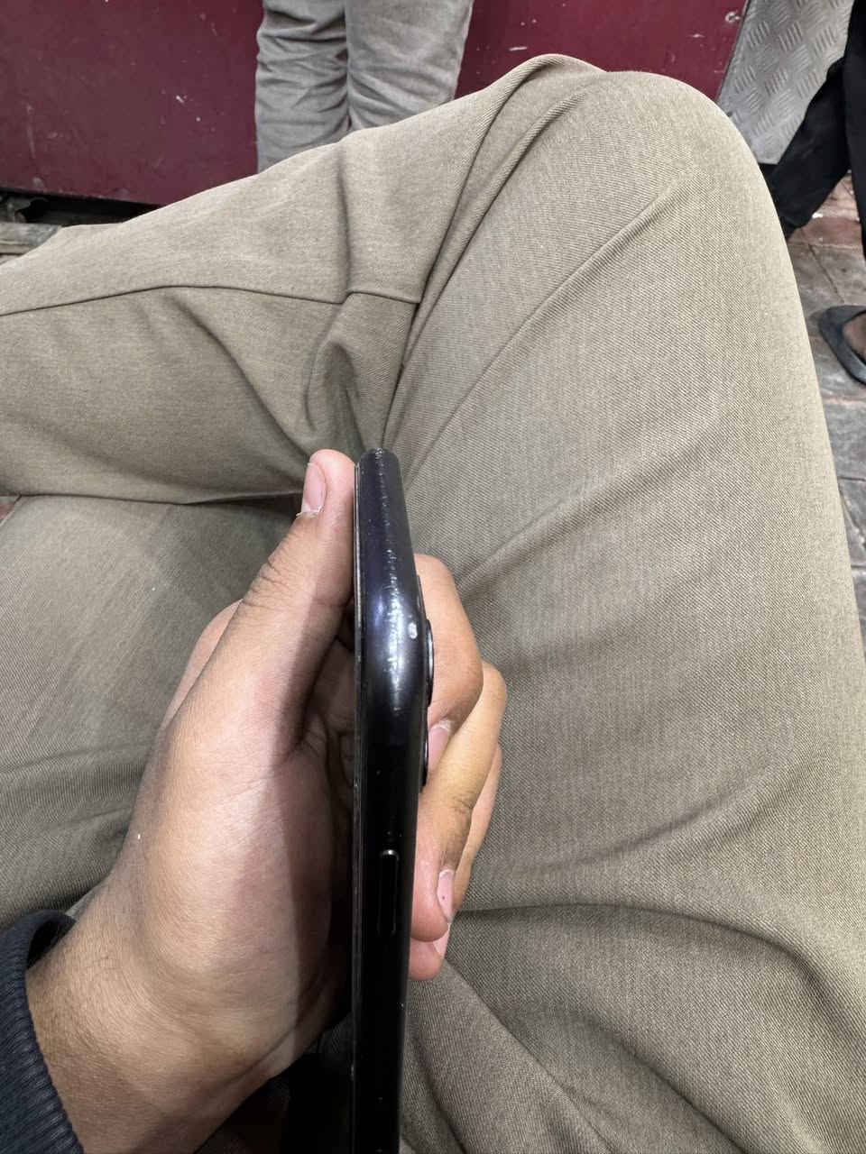 ايفون 11عادي ذاكره 128 بطاريه 84 مكفول كفاله بي بس شخط بل شاشه لباقي مكفول ملاحظه شخط من كسر الاستفسار ***********
