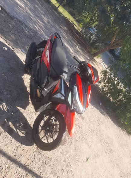 السلام عليكم متاح دراجه نارية شغاله  محرك بلادية  برغي ممفتوح  اوراقها كامله السعر   500 السرعه 160  مكان الدراجه بغداد حي العامل للإستفسار اتصل على الرقم  ***********
