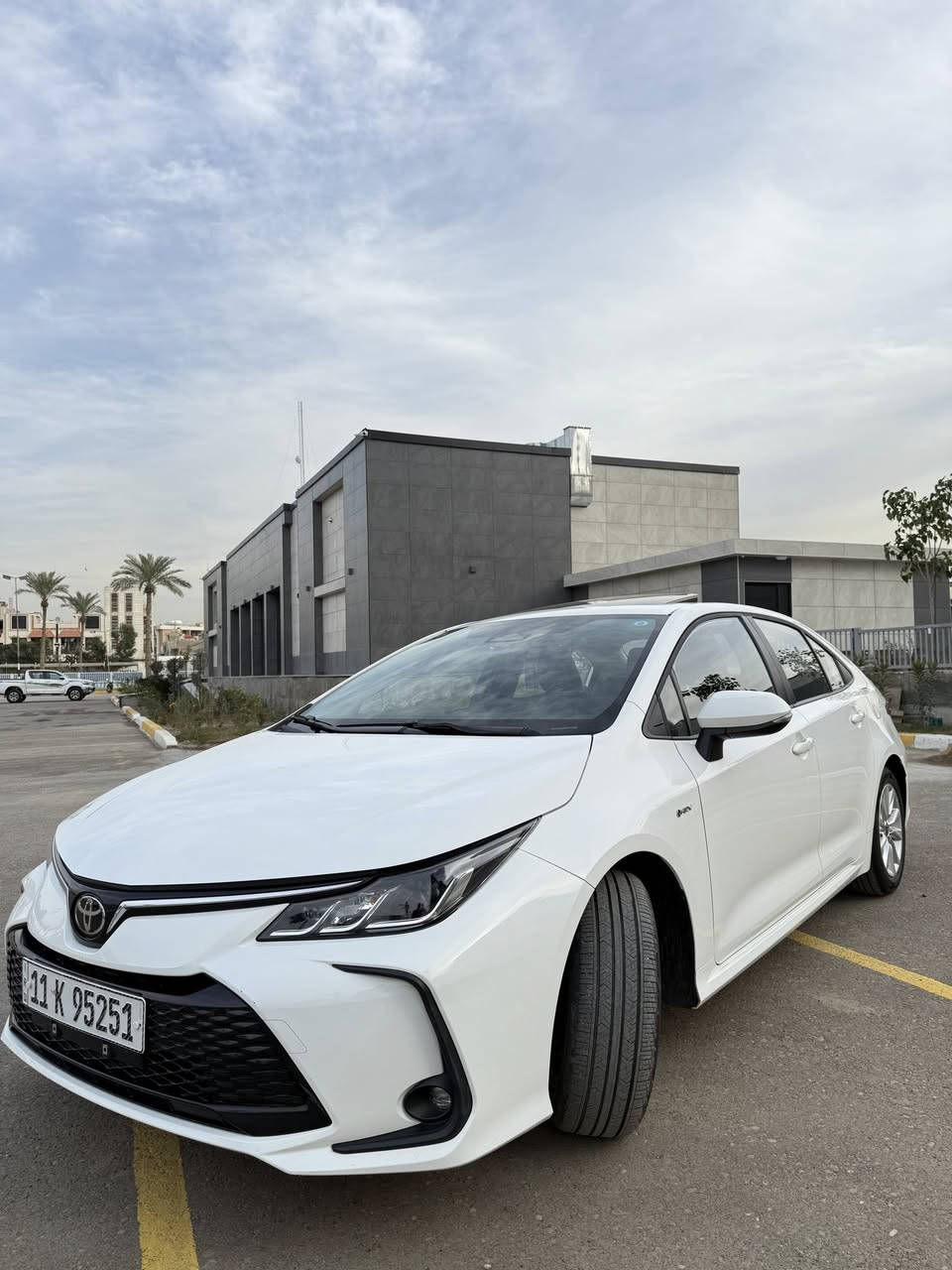 كورلا هايبرد 2025 
شكل الخليجي ( كفالة عامة )
كفالة من البارد و الصبغ 
ماشية 12 الف 
مواصفات السيارة
سلايد رووف 
رادار
 بصمه
دشبول ديجيتال 
كشنات جلد 
كاميرا دوارة  
تبريد شاشة
قطعتين تبريد
هاند بريك كهرباء 
نظام مانع الانزلاق 
اوتو هولد Auto Hold 
اشارة في المرايا الجانبية
السعر : 158
العنوان : بغداد . الكاظمية 
للأستفسار :#***********
