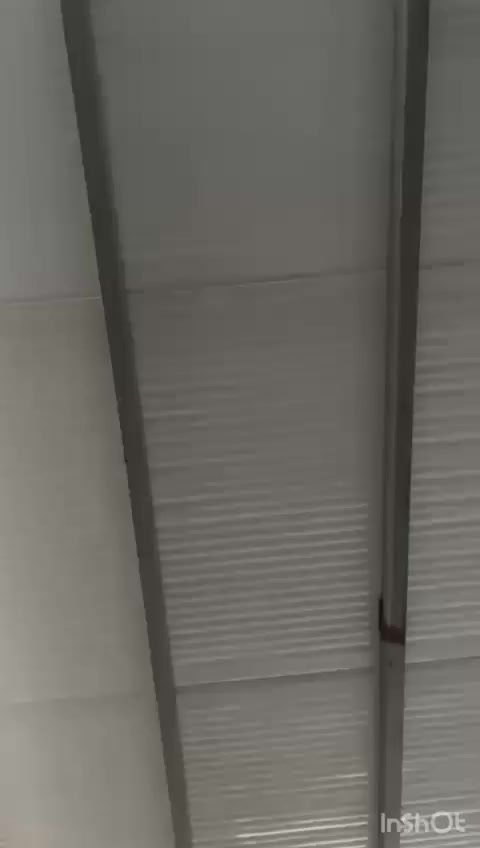 سندويش وحديد مستخدم قليل جداً  للبيع 
للاستفسار مراسلة الرقم ***********
