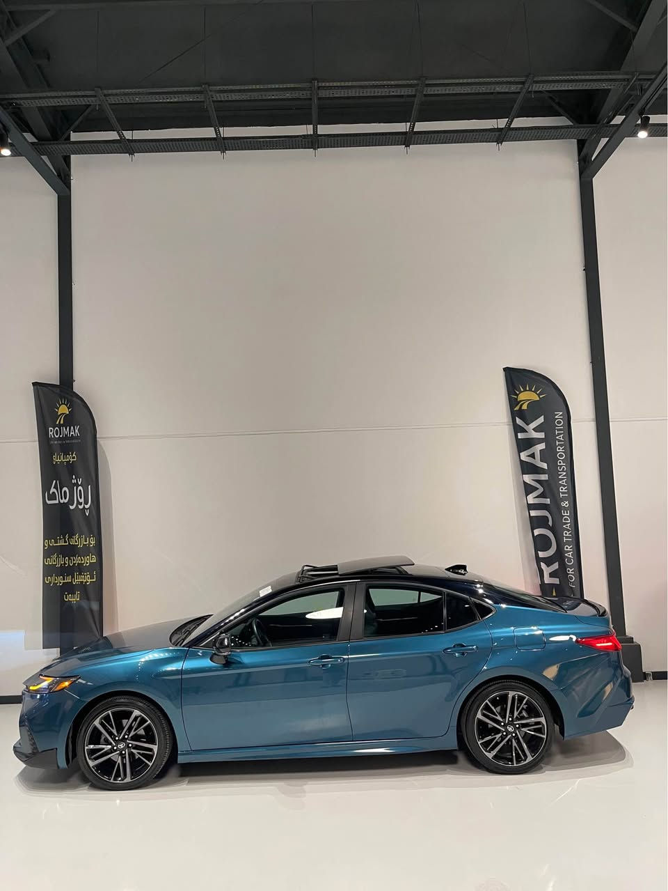 Toyota Camry 2025 XSE
تەنها جاملوخی پێشەوەی سایەق بۆیاخە - 
تەنها ١٠ هەزار کیلۆمەتر ڕۆشتووە — 
ئێرباگی تەقیوەو سستم کراوەتەوە - 
ڕەقەم سلێمانیە - مەکینە چوارپستۆنی هایبرێدە 
گێڕ و مەکینە بەشەرت - تەحویل غرامە بەشەرت
فوول فولل مواصفات - شوێن سلێمانی

4T1DAACK1SU014286

***********
***********

کامری مودیل ٢٠٢٥ هایبرید فول مواصفات
جاملخ امامی سایق صبوخ - ماشیە ١٠ الف کیلومتر
ارباکات طاک سستم بلادی -سیارە رقم
سلیمانیە — اربع سلندر هایبرید - کیر مکینە بشرط
مکان سیارە سلیمانیە— 

4T1DAACK1SU014286

***********
*********** السليمانية, العراق
