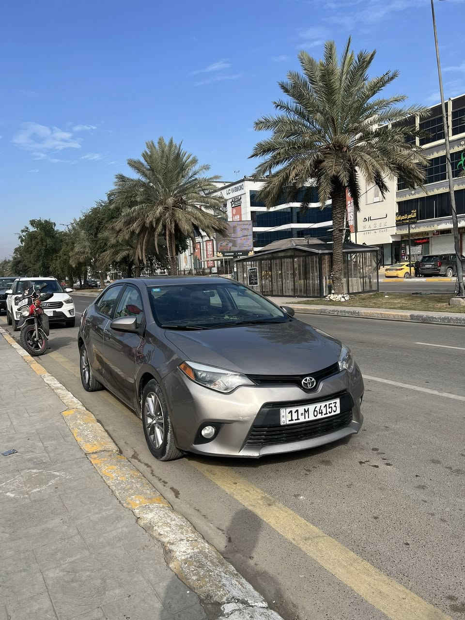 كورلا موديل ١٤ 
سياره جديده وما ناقصها شي 
صدر خلفي امامي كله قبل سبوع مبدله 
تخم تاير جديد هسه مبدله 
السعر ١٢٣ وصور الحادث بل منشور 
مكاني بغداد الشعب ***********
