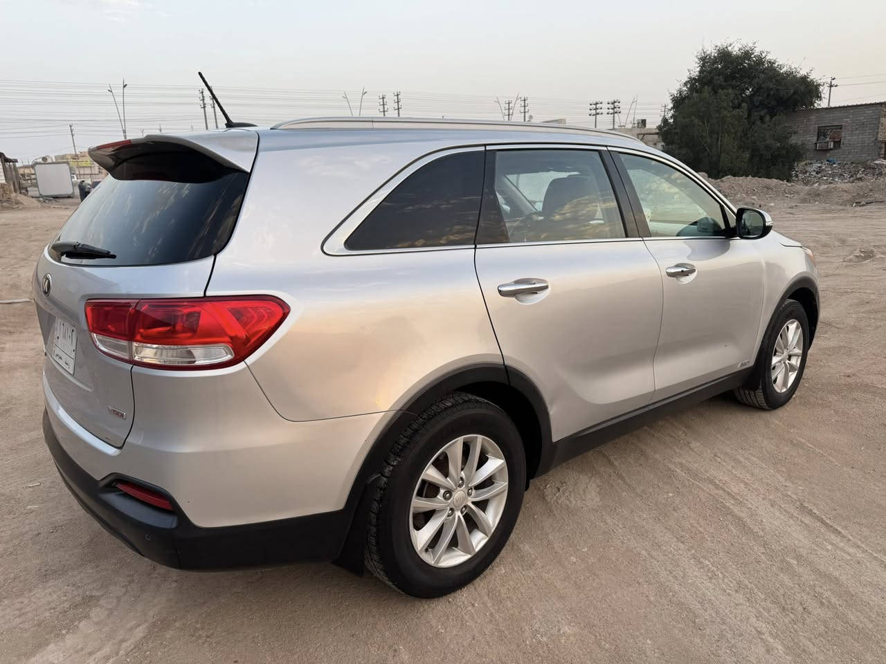 سورنتو وارد امريكي
موديل 2016 رقم واسط بأسمي 
سنويه لنهايه ال28 حادثها طرف الجاملغ وشويه من البنيد بدون لا دواخل ولا ايرباك محرك  2400 تيربو 
السياره فول مواصفات عدا الفتحه سياره نضيفه وجاهزه مابيها اي نقص بيع او مراوس  
مكاني البصره / القرنه 

‏‭***********
