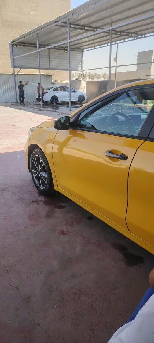 سلام عليكم
فورتي موديل 2023 الحادث موضحمعا الصور

مواصفات اشاير بلمري. شاشه كبيره.كامره دواره. تحديد مسار. مانع انزلاق. قول تكملت. تبريد ثلج. منضومه غاز. وضعيات القياده. كير مكينه كفاله.مكينه 2000 دوش. رقم بغداد انكليزي اسمي. بعد بيها مواصفات.
السعر ١٢٠
هاتف ***********
