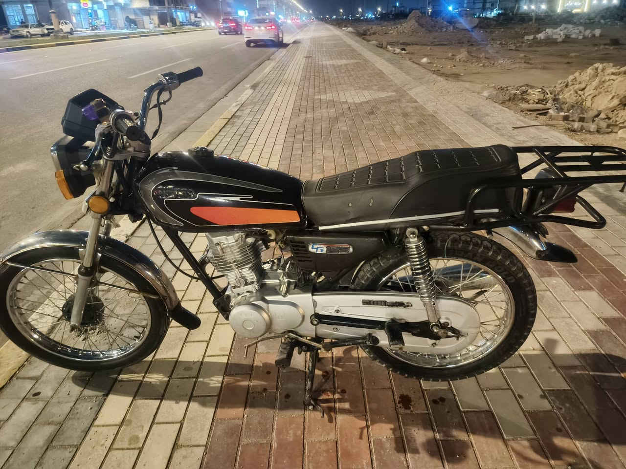 دراجه مديل ٢٠٢١ نامه اصلي أوراق اصولي الدراجه كمله اي نقص مابيها 
السعر ٧٥٠ وبيها مجال 
***********
