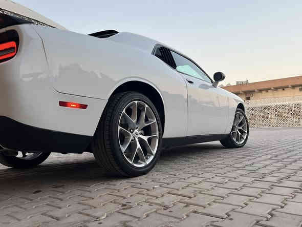 السلام عليكم 
دوج جالنجر 2023 
‏SXT Plus 3600
ماشية : 10,000 ميل
المواصفات 
شاشة  جبيره
كشن خزن
كشنات كهرباء 
جلد تدفىه تبريد 
سترين كهرباء + تدفئه
سستم صوت الباين
دشبول خياط تطريز جلد بلادي
 ويل مال GTاصلي +تخم تاير جديد  
حادث / جاملغات امامية وجاملغ خلفي 3 قطع صبغ 
السعر/186وبيه مجال 
مكانه بغداد السيدية 
للاستفسار وتسأب/ ‭***********
