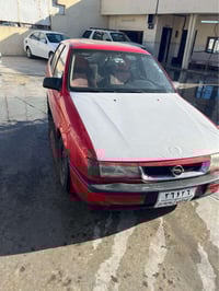 اوبل فيكترا • مكينة ١٨ • اربيل