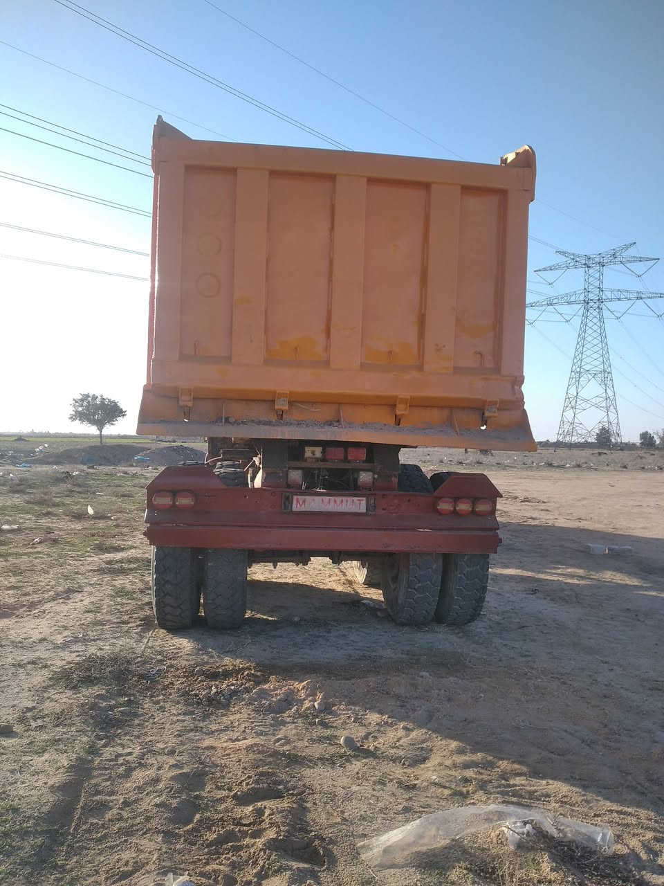 سلام عليكم عريانه لبيع. تخم تأثير المكان النجف استفسار ***********السعر 130
