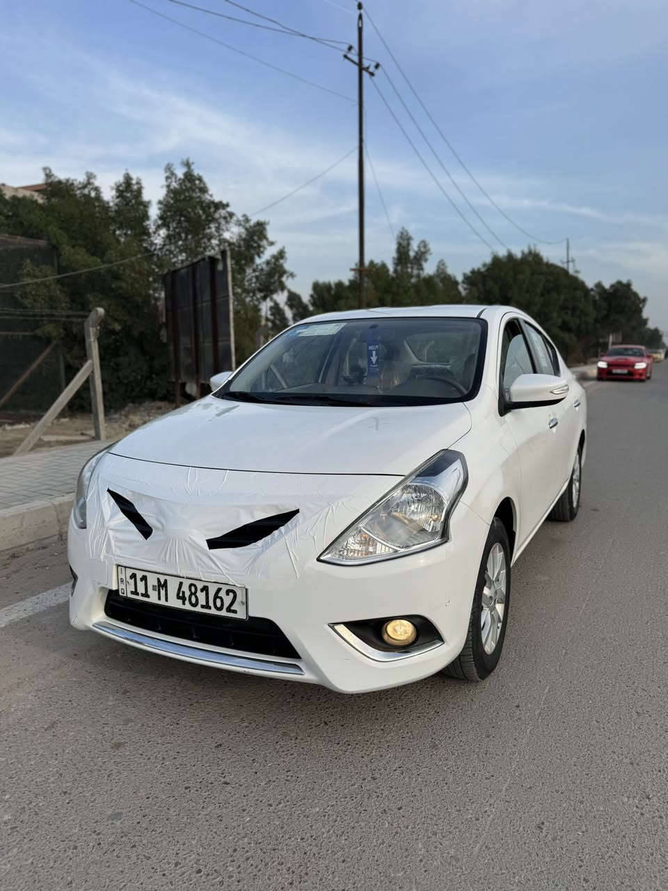 سلام عليكم سياره نيسان سني للبيع موديل 2025 مكينه كير مكفولات السياره مكفوله من الصبغ ولتبديل بيها طخه بل هلال بارد موضحه بل صور السياره بسمي رقم بغداد الجديد رقمي *********** السعر 120 وبيها مجال بصيط
