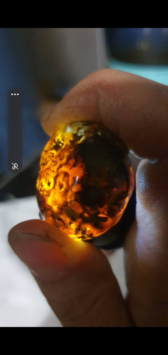 حجر نادر ملاكط  السعر 500$


**إذا كنت صاحب هذا الإعلان وتريد حذفه لأي سبب، رجاءا أرسل رسالة إلى الدعم الفني**