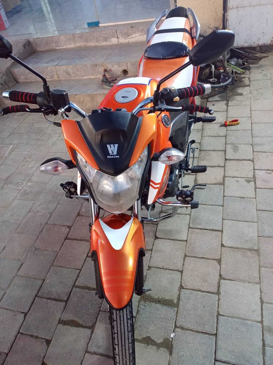 للبيع موديل 20 مكمرك اوراقه كامله نضافه خير من الله مكفول كفاله عامه
سعر مليون و850 وبي مجال 
***********
