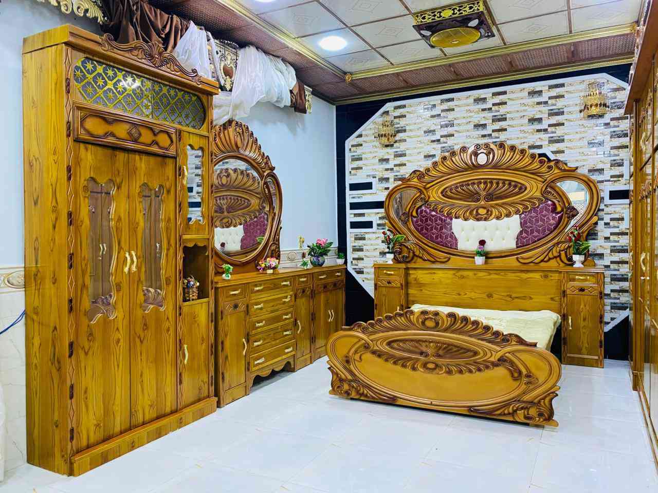 غرفه نوم عراقيه حطاطه صاج مامستخدمه نضافه فول السعر مليون و450بي مجال العنوان الرمانه البعبيد الاتصال ***********
