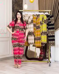 تراك نسائي • خامة زبدة • حد ٨٠ كيلو